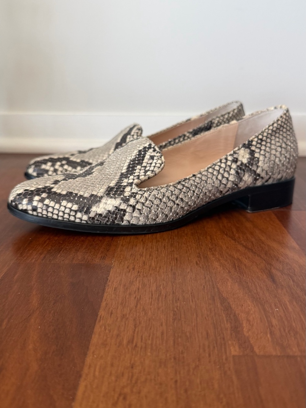 Aquatalia Made In Italy Genuine Snakeskin Leather Loafers - Women’s Size 8.5
